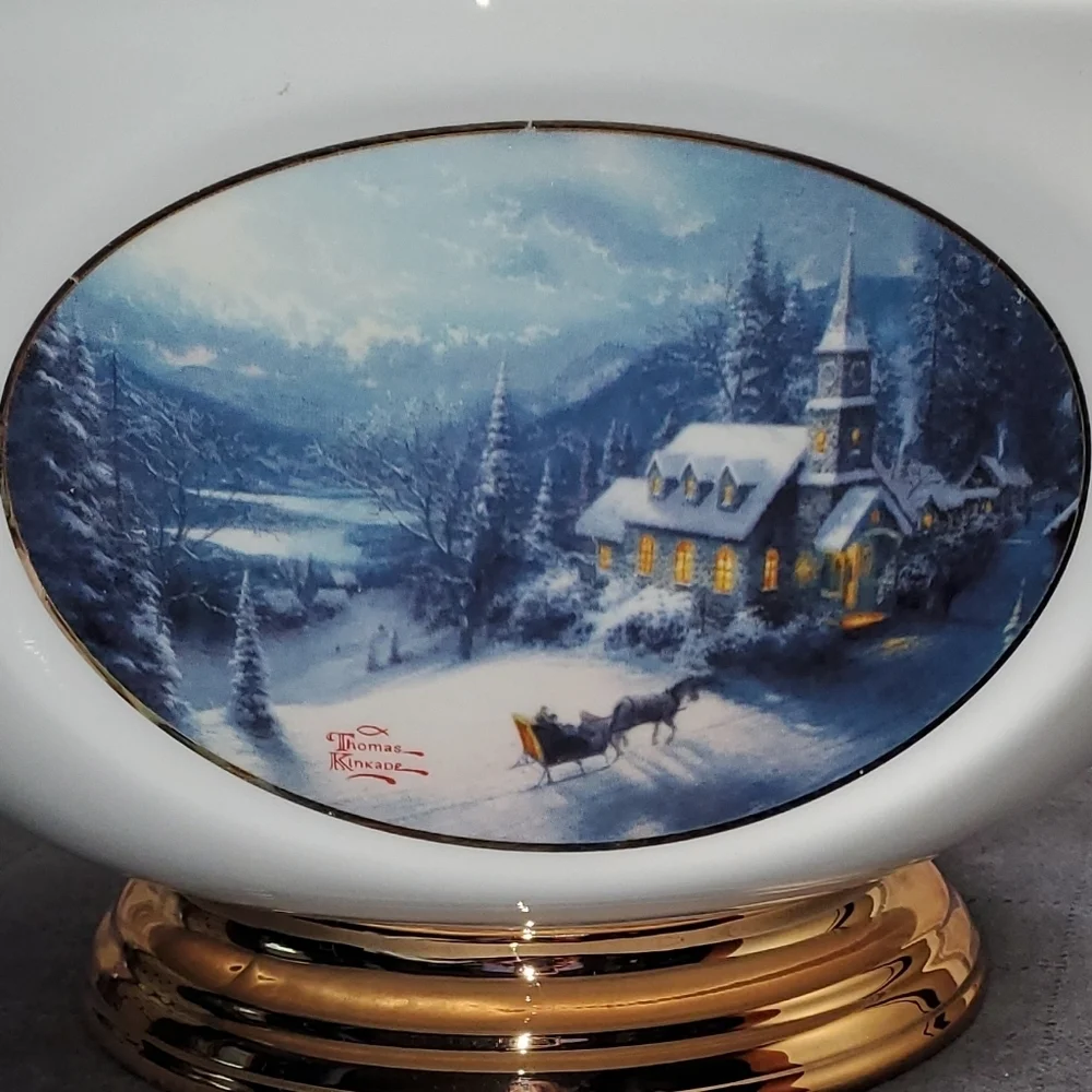 Thomas Kinkade White and Gold Decorative Bowl